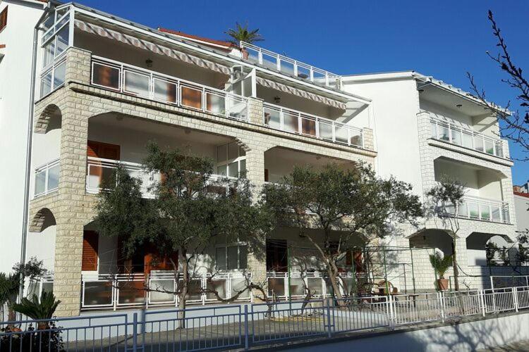 Apartments Adelheid In Biograd, Close To The Beach Біоград-на-Мору Екстер'єр фото